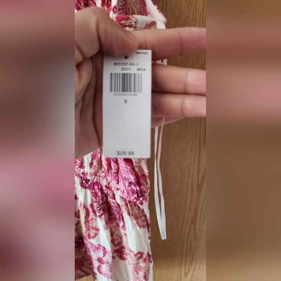 Old Navy Pink and White Pleated Tie Front Tank Top - Picture 3 of 4